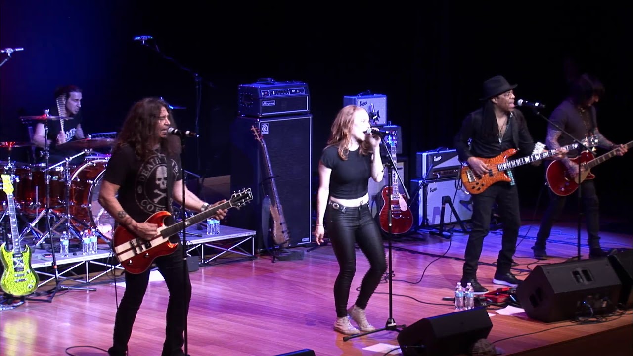 Don't Feed the Animals! Phil X "Fire" Solo Medley at Live @ Sweetwater