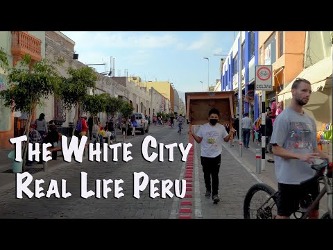 Walking Tour: Municipalidad Provincial de Arequipa - Delving into Peru's White City