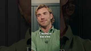 Download lagu Zane Phillips's First Kiss mp3