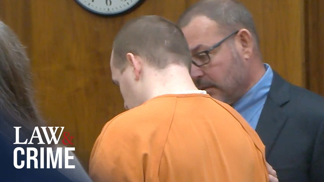 Killer Shows No Emotion as Sentence Is Read in Wife’s Murder