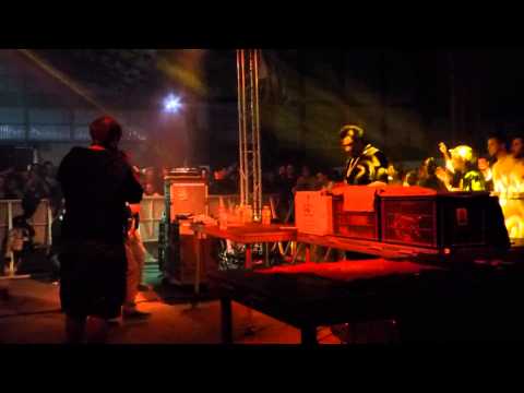 Reggaebus 2014, Brussels, ABA SHANTI feat. Shandi-I