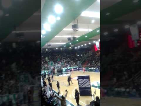 Sidigas Avellino - Juventus Utena / Saluto ai tifosi