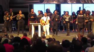 Tasha Cobbs: iLeadEscape2016 (Travis Greene: Holy Spirit/Just Want You/You Made A Way)