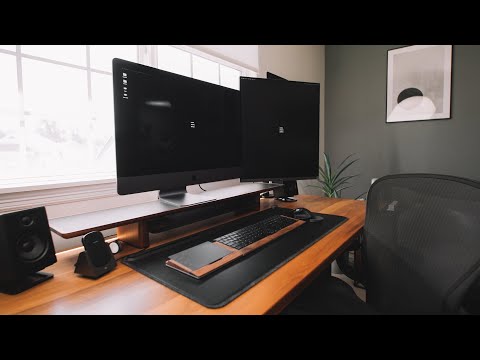 What's On My Desk This Year