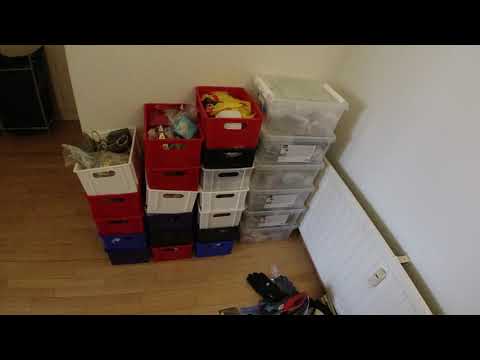 MongoTV_6236 - Kigger På Flyttekasser i Forstue Stået 7 År - Del 38 - Ompakker Til Opbevaringsboxe