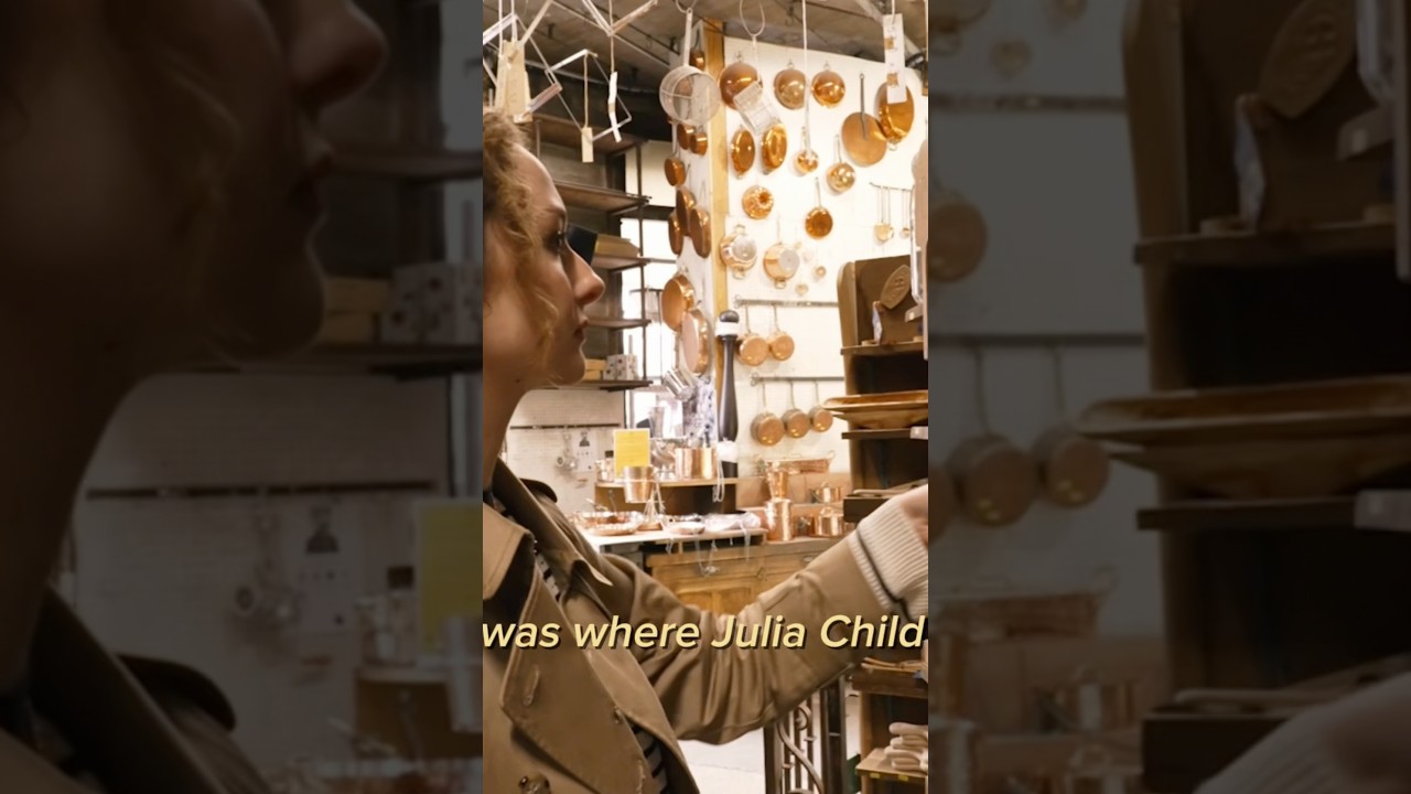 The best cooking supply shop in Paris where Julia Child used to shop!#paris #cooking #shopping #shop