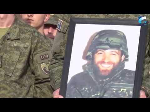 Varroset ish-luftëtari i UÇK-së, Qerim Kelmendi në Kompleksin Memorial në Gllogjan