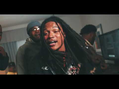 Slide - Marifromda2 23jb Bando (shot by Rsvisualzz)