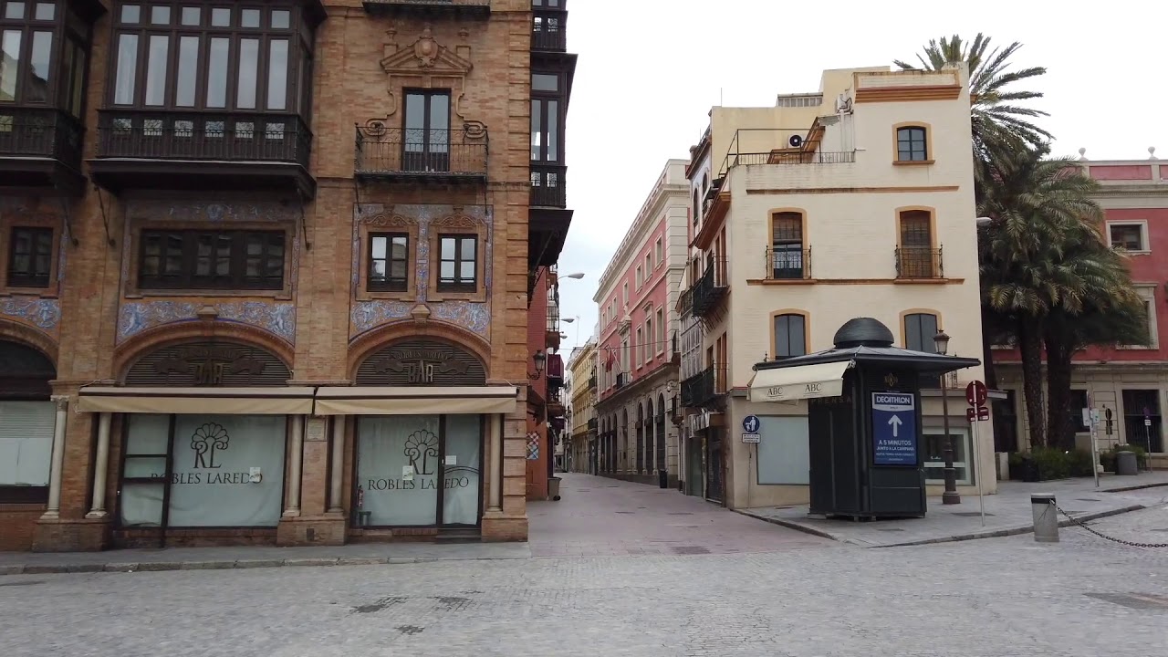 CORONAVIRUS, CUARENTENA EN ESPAÑA. CALLES DE SEVILLA VACIAS.