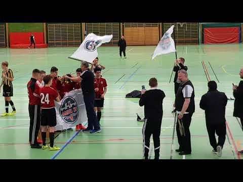 Årsta ff 02  campeones en la copa de  Enköping