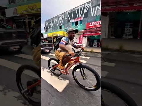 De 0 a 10 qual a nota para essa manobra ?  #manobra  #hupinaja  #graudebike  #bike  #mecanicokenin