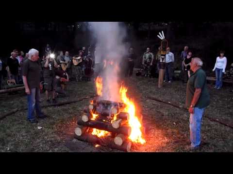 Vlajka vzhůru letí - Trampská osada Malechovice 29.8.2015