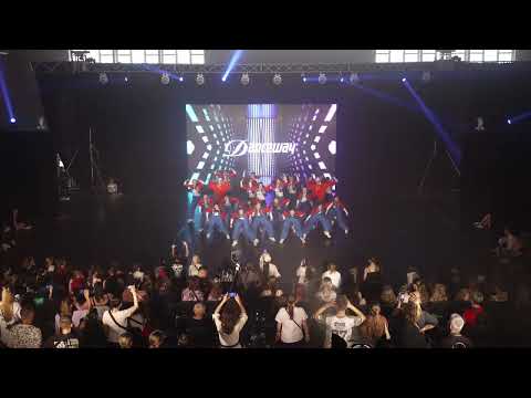 [2nd Place] Danceway - Toke