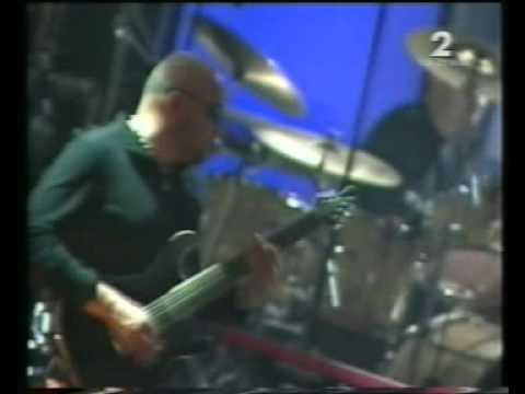 O.N.A. (Chylińska) live - Fryderyki 2002 ("Niekochana" & "Zmęczona")