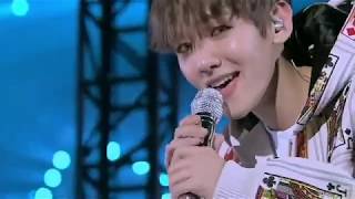 EXO - &quot;RUN&quot; IN EXO PLANET #3 Exo&#39;rDIUM