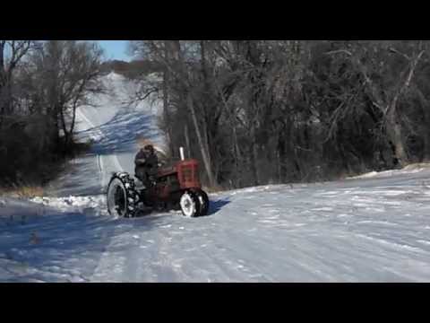 H Farmall winter hillclimb