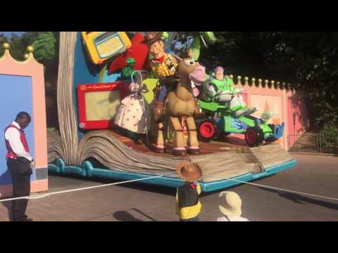 Disneyland Paris magic on parade