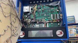 The ORIGINAL BATTERIES In This Lethal Weapon 3 Pinball Machine from 1992!