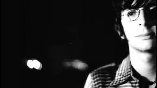 Deluxe - There Is A Light That Never Goes Out (The Smiths cover)