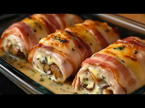 This recipe will drive you crazy! Crispy chicken rolls in bacon!