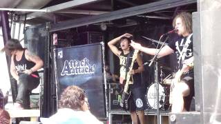 Attack Attack! - Smokahontas (Live 2010 Warped Tour)