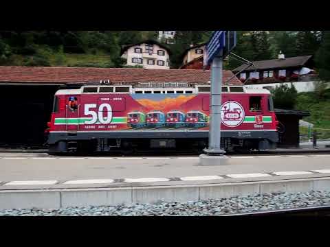 Ankunft Lok 617 "50 Jahre LGB" anlässlich 10 Jahre Bahnmuseum Albula am 19.08.2022 in Bergün