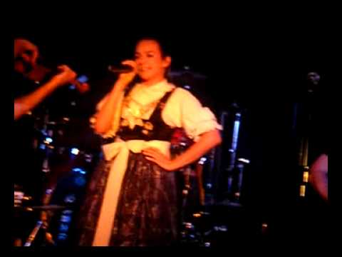 Ewa Farna + Čechomor - Hej gorale