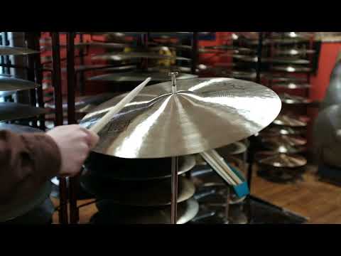 Istanbul Agop 19" Traditional Dark Crash 1664g