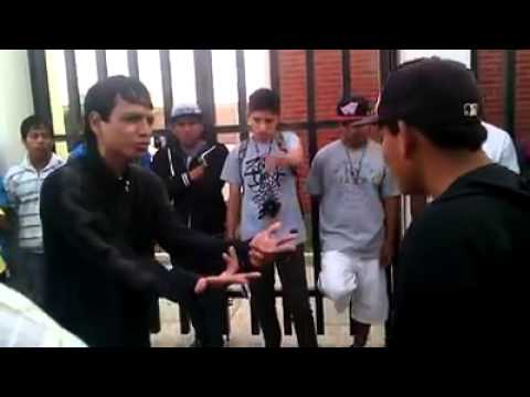 lapicero vs TheRespuesta