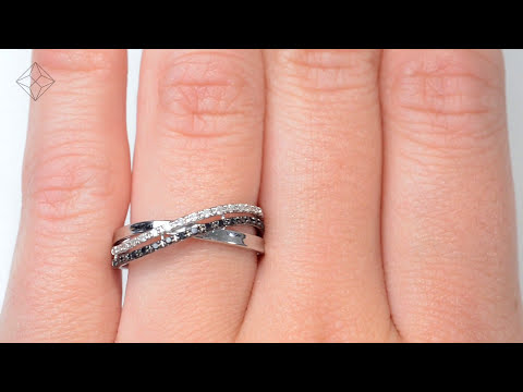 E5880 - Stunning Diamond and Black Diamond Crossover 0.09ct 9K White Gold Ring