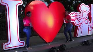 12 12 2020 Onthulling I Love Fernandes Bakery Sign