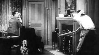 Laurel and Hardy - Pack Up Your Troubles Trailer