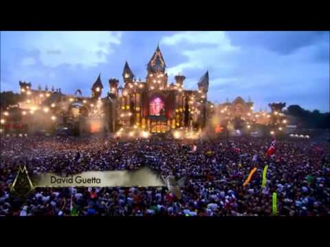 David Guetta - Play Hard (David Guetta @ Tomorrowland Belgium 2015)