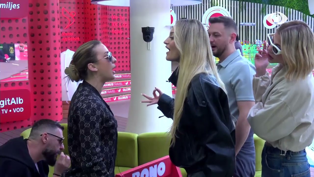 “Shkon rregullisht tek psikologia”/ Selin-Juelës për Rogertin: Po ja fut në gojë…