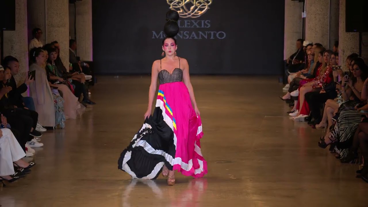 Model walks in Alexis Monsanto Fashion Show @artheartsfashion LAFW Look #8