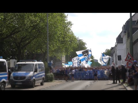 12.05.2024 -  Impressionen vom Fanmarsch der VfL Fans zum Stadion vor dem Spiel gegen Leverkusen