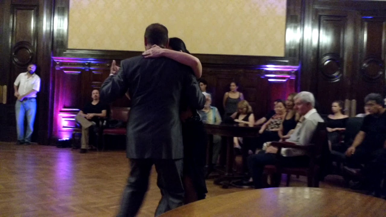 Daniel Nacucchio y Cristina Sosa en el Salón de Honor del CCK