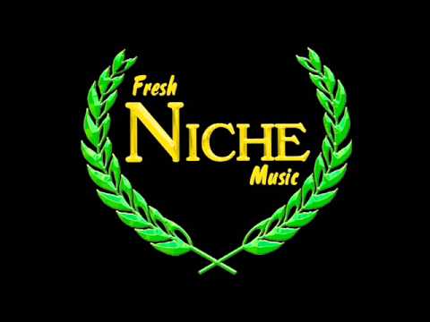 Niche  TS7 Tdot raise your glasses