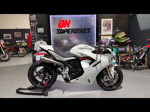 2023 DUCATI SUPERSPORT 950 S 950S 9K Miles Akrapovic PX SWAP 2 Owners FSH @ducati @dhsuperbikes 