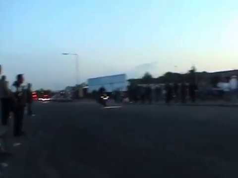 R1 Alex london (Ace Cafe) longest stoppie comp WINNER