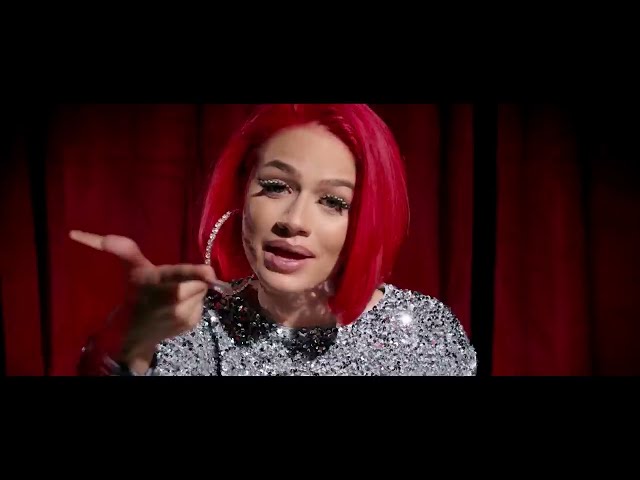 Video zu 'Naughty Or Nice' ansehen