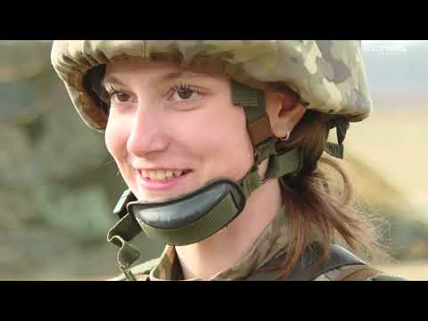 Cum arată o zi din viața viitorilor soldați profesioniști