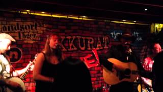 Doug Seegers - She&#39;s in a rock&#39;n&#39;roll band