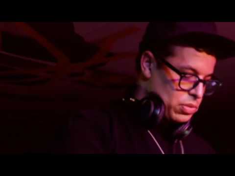 Richy Ahmed plays new montel remix @ Elrow, London 11/03/17