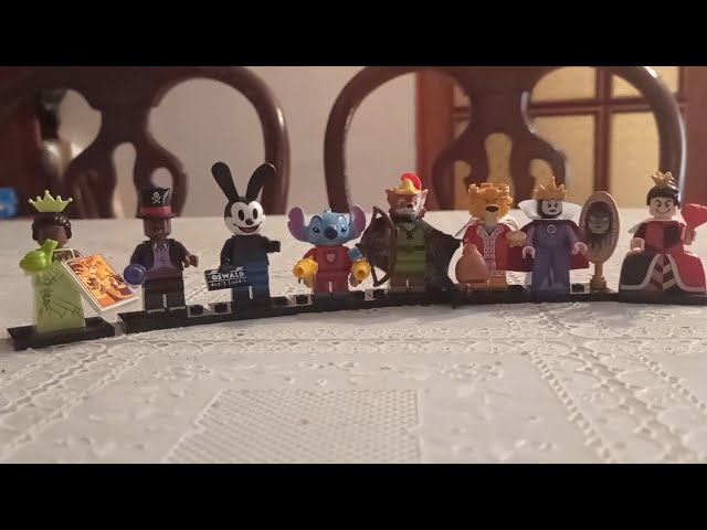 Vídeo relacionado con LEGO 71038 Minifiguras Edición Disney 100, 1 de 18 Personajes para Coleccionar, Mickey Aprendiz de Brujo, Stitch, Mulán y Más (Unidad Escogida al Azar)