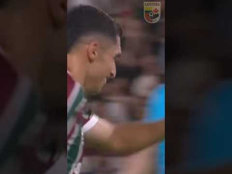 Kevin Serna dominates São Paulo with a goal and two assists