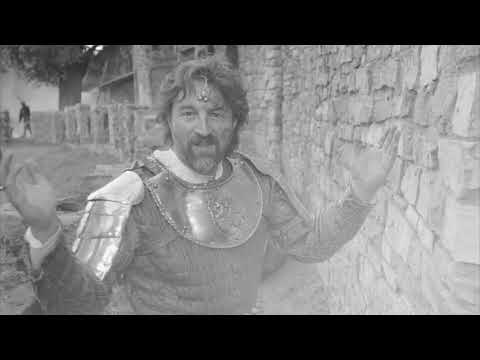 Hard To Be a God - Don Rumata frees a slave who has been chained since he was 3