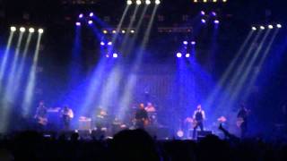 Flogging Molly - Don&#39;t shut&#39;em down (live @ Groerock 2011)