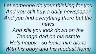 Morrissey - Teenage Dad On His Estate Lyrics