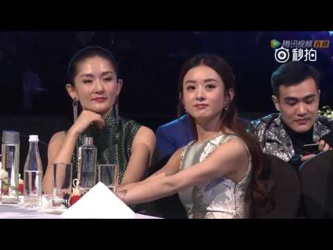 Lý Dịch Phong & Triệu Lệ Dĩnh dưới khán đài Star Awards 10/12/2016